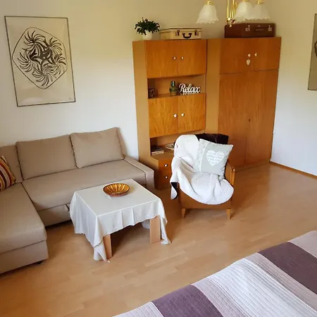 ゲストハウス Farkasko Vendeghaz