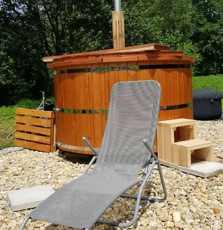 Farkasko Vendeghaz ノスヴァイ